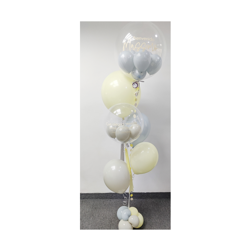 Bouquet de globos de helio con dos globos personalizados  - 7