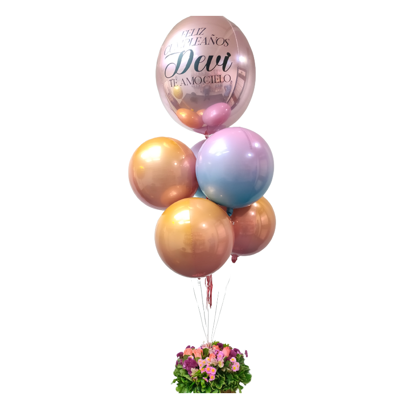 Cesta de flores con gran boquet de globos esféricos metalizados de helio con globo grande personalizado Mapari flores - 3